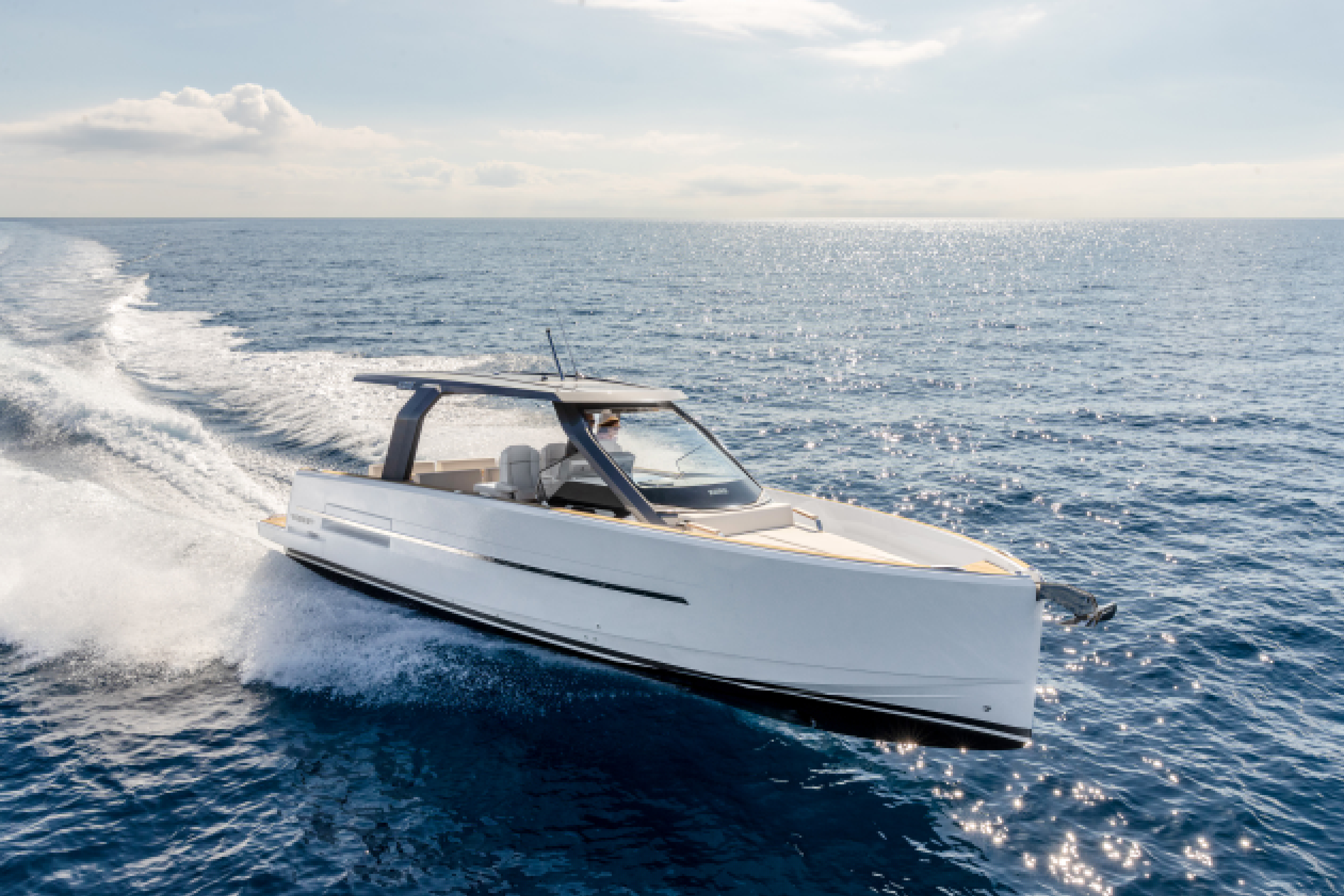 FJORD 39 XL handles beautifully